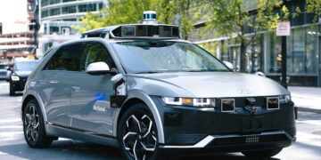 Autonomous Cars Stand for Evolution of Mobility