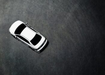 Electric SUVs Dominate 2025 Market